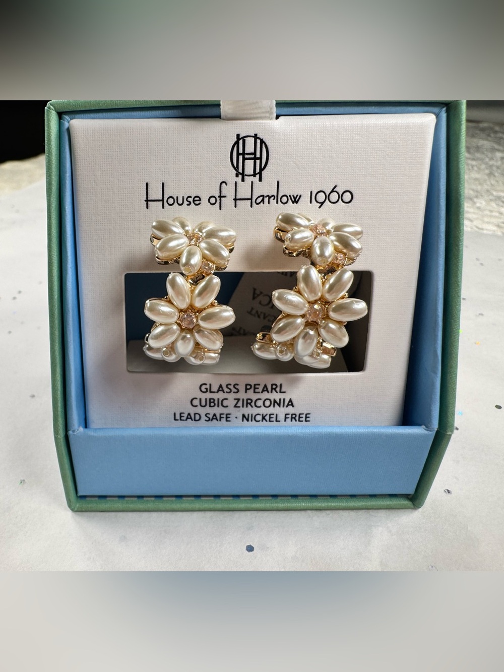 House of Harlow 1960 Gold & Cream Cluster Flower  Earrings